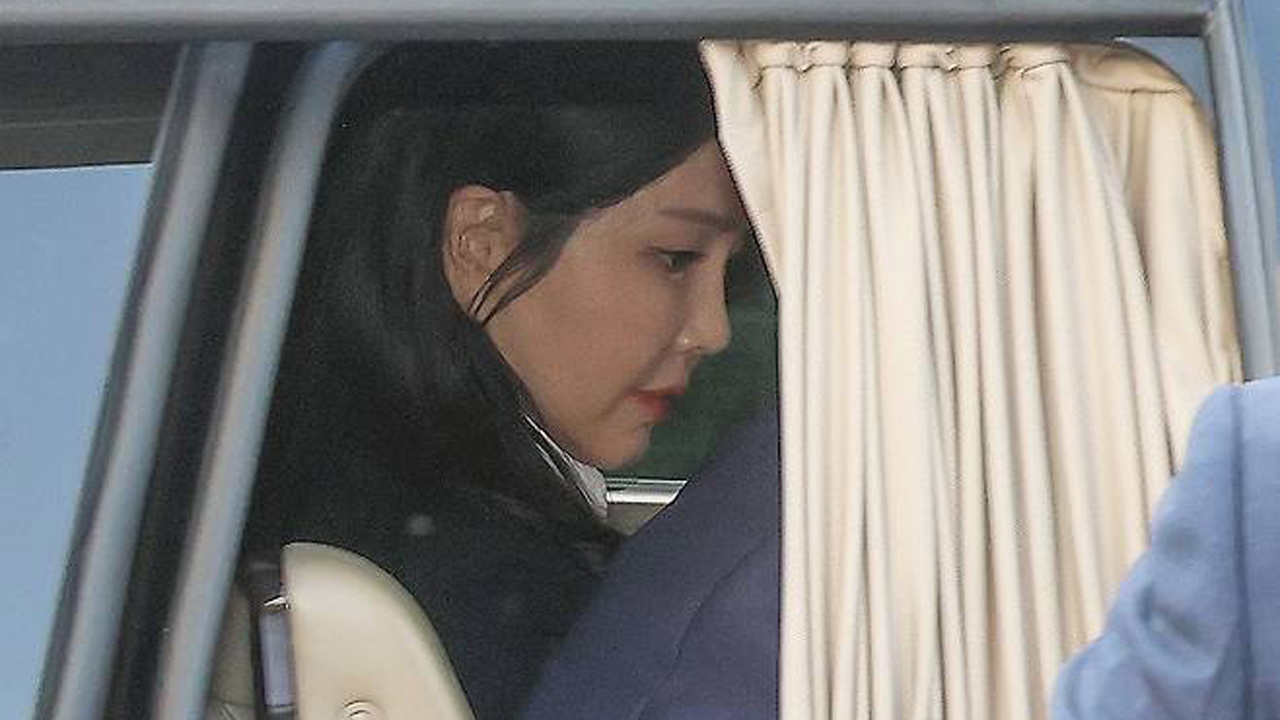 김건희 측 “비공개 소환 요청 안 해…인권보호수사규칙 준수해야”