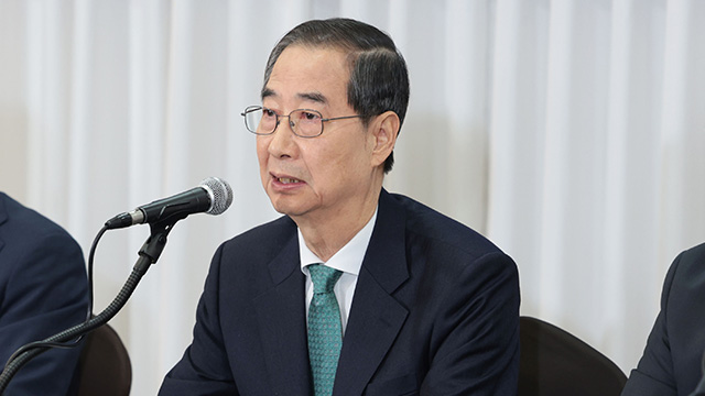 민주당 “한덕수, 단일화 성사 안 되면 출마 포기할 것인가?”