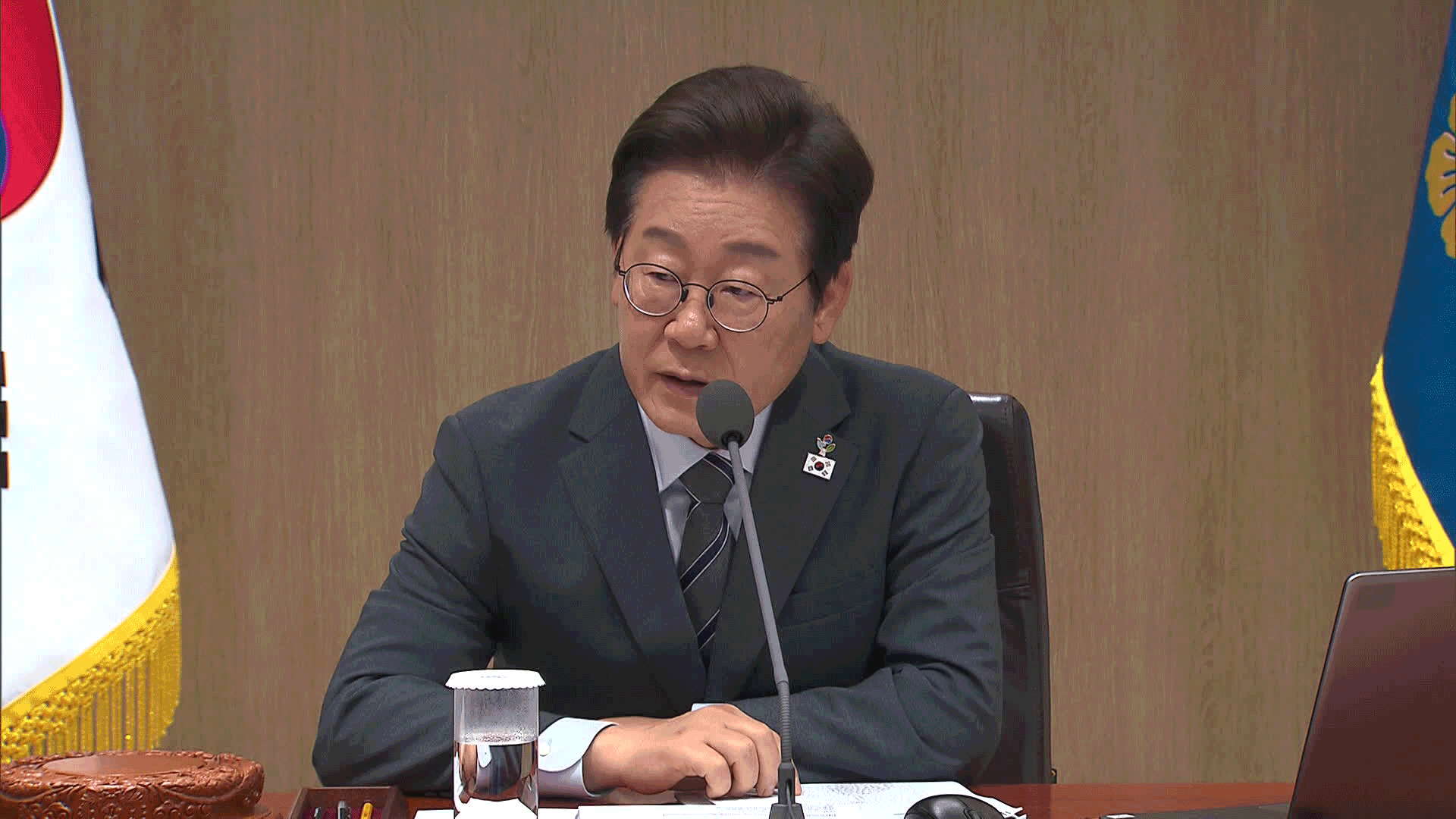 이 대통령 “취약층 물가·민생 대책 배려”…공직자 책임 연일 강조