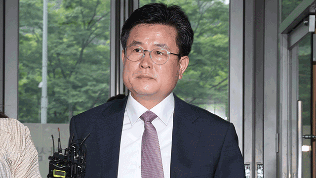 강의구 전 비서실장 “VIP 격노설 알지 못했다”